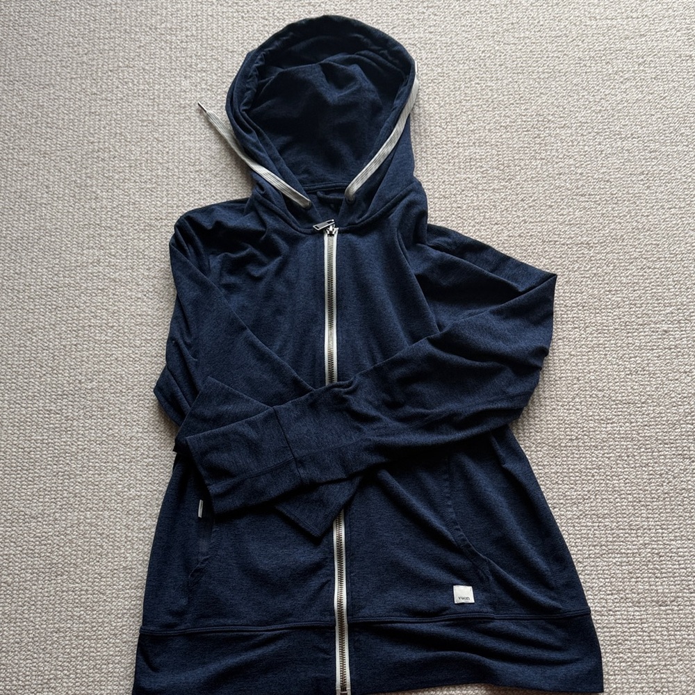 Vuori Navy Zip-Up Hoodie with Contrast Zip